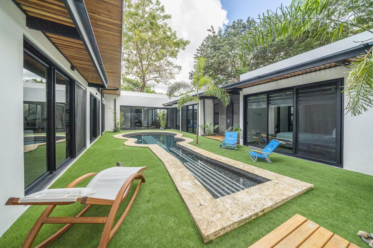 Playa Potrero - New Modern House, Pool In Guitar Shape - Casa Guitarra Villa Kültér fotó